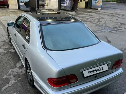 Mercedes-Benz E 200 1995 года за 2 600 000 тг. в Караганда – фото 7