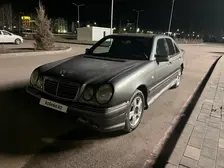 Mercedes-Benz E-Class, 1996