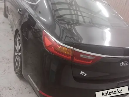 Kia K7 2016 года за 9 300 000 тг. в Астана – фото 2