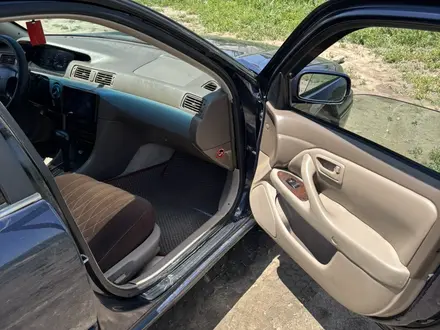 Toyota Camry 1997 года за 4 100 000 тг. в Алматы – фото 8
