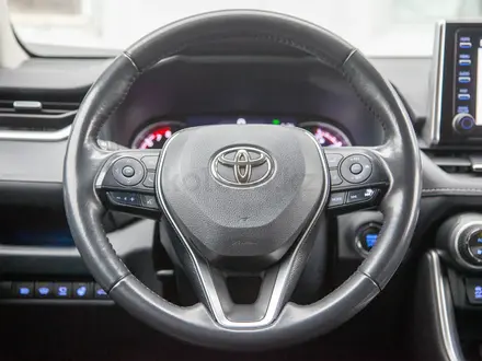 Toyota RAV4 Luxe 2021 года за 15 500 000 тг. в Алматы – фото 13