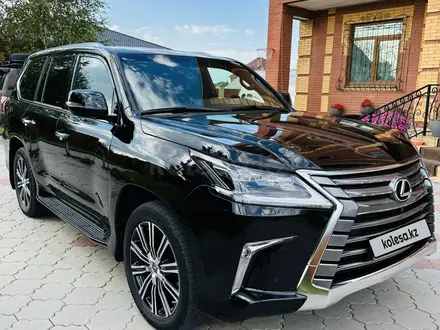 Lexus LX 570 2018 года за 50 000 000 тг. в Усть-Каменогорск