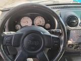 Jeep Liberty 2004 года за 2 000 000 тг. в Сатпаев – фото 5