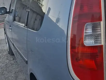 Skoda Roomster 2008 года за 3 500 000 тг. в Актобе – фото 9