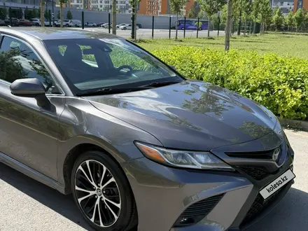 Toyota Camry 2019 года за 10 500 000 тг. в Астана – фото 7