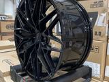 Диски высокого качества R19 8, 5J ET35 5x114, 3 73, 1 Black Glosy за 420 000 тг. в Алматы – фото 2