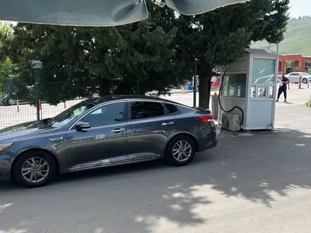 Kia Optima 2020 года за 6 000 000 тг. в Астана