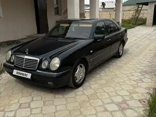 Mercedes-Benz E-Class, 1996