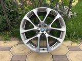 Оригинальные диски R20 на BMW X5 (G05), BMW X6 (G06) БМВ за 845 000 тг. в Алматы – фото 4