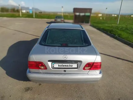 Mercedes-Benz E 280 1997 года за 3 000 000 тг. в Тараз – фото 11