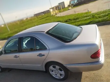 Mercedes-Benz E 280 1997 года за 3 000 000 тг. в Тараз – фото 14