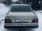 Mercedes-Benz E 230 1992 года за 1 600 000 тг. в Алматы – фото 4