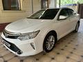Toyota Camry 2015 года за 10 200 000 тг. в Шымкент