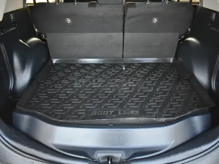 Toyota RAV4 2015 года за 9 300 000 тг. в Атырау – фото 18