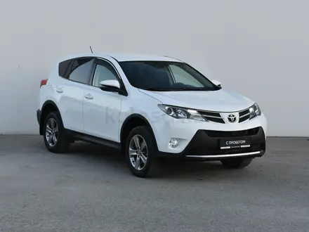 Toyota RAV4 2015 года за 9 300 000 тг. в Атырау – фото 3