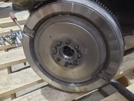 Маховик двухмассовый, корзина, диск, выжимной LUK за 210 000 тг. в Атырау – фото 2