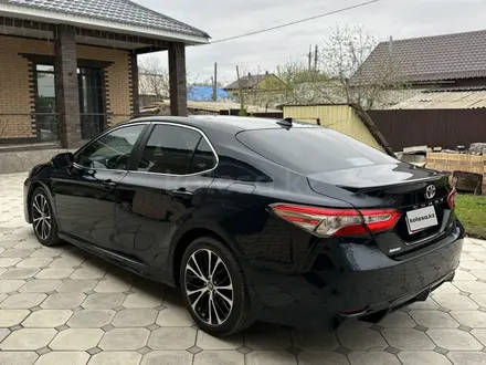 Toyota Camry 2019 года за 9 500 000 тг. в Уральск – фото 10