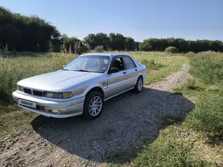 Mitsubishi Galant