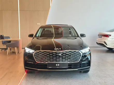 Kia K9 Premium 2026 года за 40 990 000 тг. в Алматы – фото 2