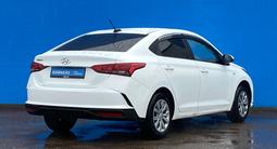 Hyundai Accent 2021 года за 7 140 000 тг. в Алматы – фото 3