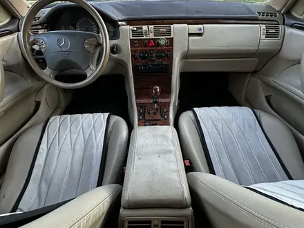 Mercedes-Benz E 280 2000 года за 3 960 000 тг. в Караганда – фото 16