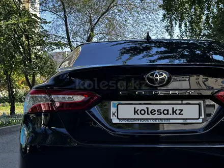 Toyota Camry 2018 года за 12 500 000 тг. в Астана – фото 5