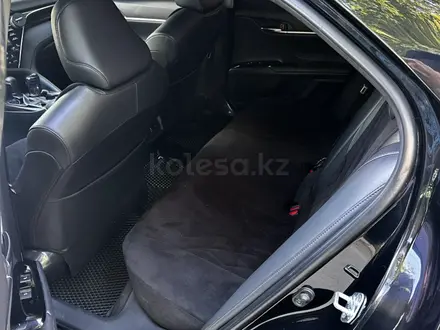 Toyota Camry 2018 года за 12 500 000 тг. в Астана – фото 10