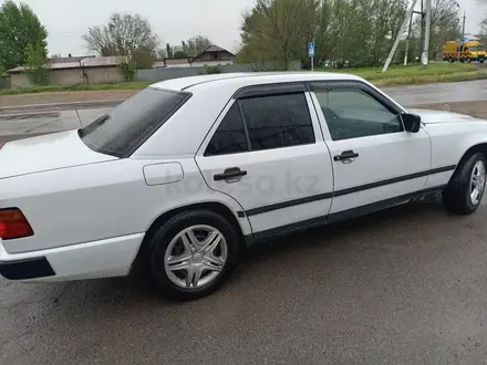 Mercedes-Benz E 260 1988 года за 1 200 000 тг. в Алматы – фото 7