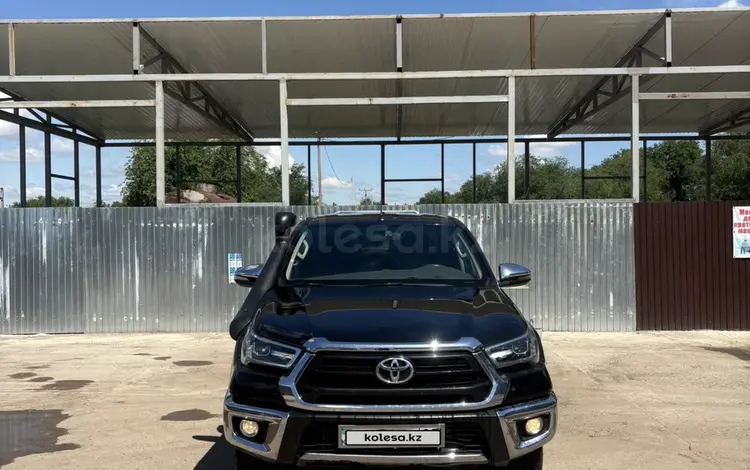 Toyota Hilux 2022 года за 19 000 000 тг. в Уральск