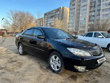 Toyota Camry 2005 года за 5 400 000 тг. в Семей – фото 2