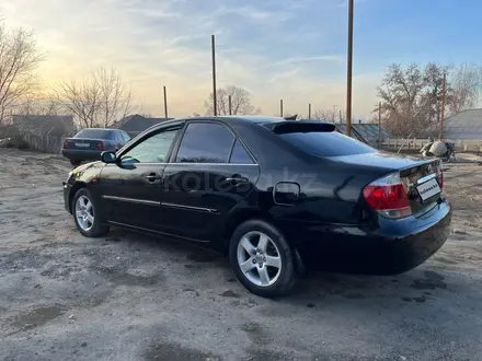 Toyota Camry 2005 года за 5 400 000 тг. в Семей – фото 5