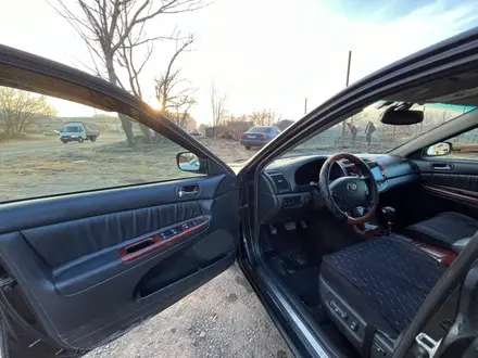 Toyota Camry 2005 года за 5 400 000 тг. в Семей – фото 9