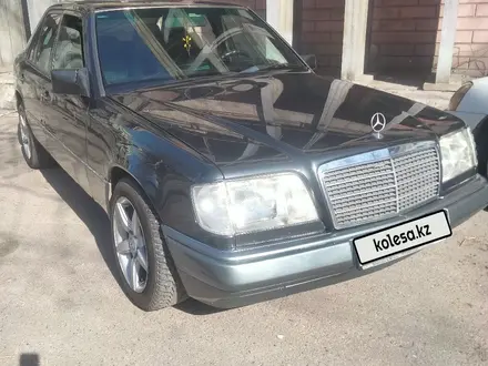 Mercedes-Benz E 230 1991 года за 1 900 000 тг. в Алматы – фото 3