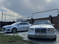 Mercedes-Benz E 280 1994 годаүшін2 300 000 тг. в Алматы