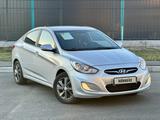 Hyundai Accent 2013 года за 5 050 000 тг. в Усть-Каменогорск – фото 2