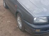 Volkswagen Vento 1992 годаfor600 000 тг. в Шу – фото 3