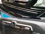 Решетка бампера, радиатора HONDA CR V за 18 999 тг. в Алматы – фото 5
