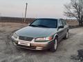 Toyota Camry 1997 годаүшін2 400 000 тг. в Тараз