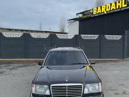 Mercedes-Benz E 220 1993 года за 2 200 000 тг. в Тараз – фото 5