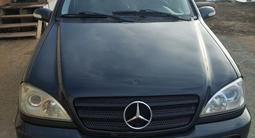 Mercedes-Benz ML 320 2004 года за 4 300 000 тг. в Астана – фото 4