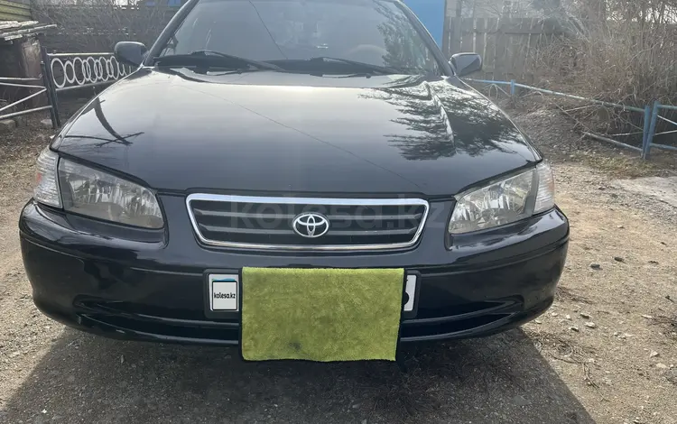 Toyota Camry 2000 годаfor4 100 000 тг. в Аягоз