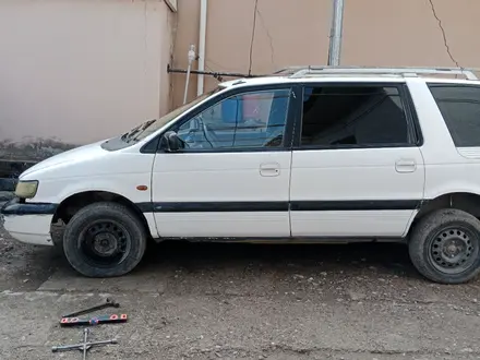 Mitsubishi Space Wagon 1993 года за 550 000 тг. в Сарыагаш – фото 2