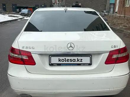 Mercedes-Benz E 250 2010 года за 7 000 000 тг. в Астана – фото 2