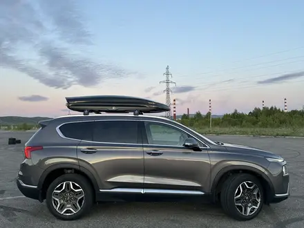 Hyundai Santa Fe 2022 года за 16 000 000 тг. в Усть-Каменогорск – фото 2