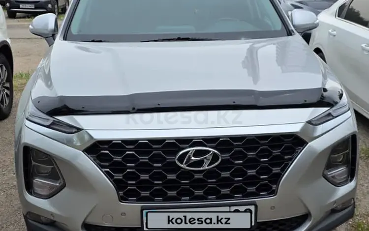 Hyundai Santa Fe 2020 года за 13 100 000 тг. в Алматы