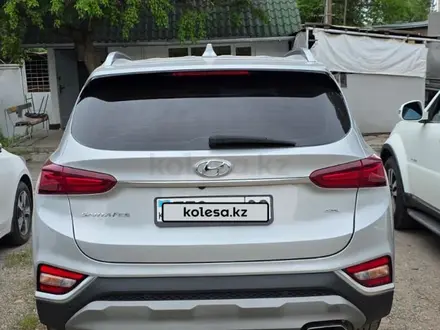 Hyundai Santa Fe 2020 года за 13 100 000 тг. в Алматы – фото 5