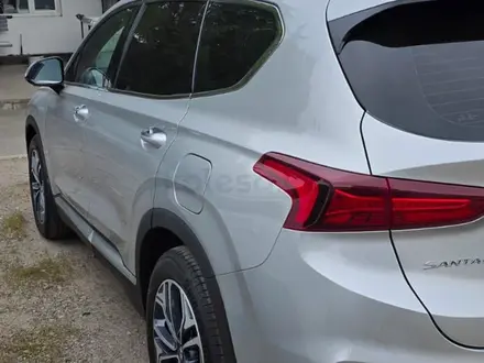 Hyundai Santa Fe 2020 года за 13 100 000 тг. в Алматы – фото 7