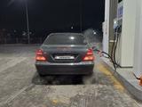 Mercedes-Benz E 320 2004 годаfor6 000 000 тг. в Караганда