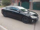 Hyundai Elantra 2020 годаүшін8 200 000 тг. в Алматы