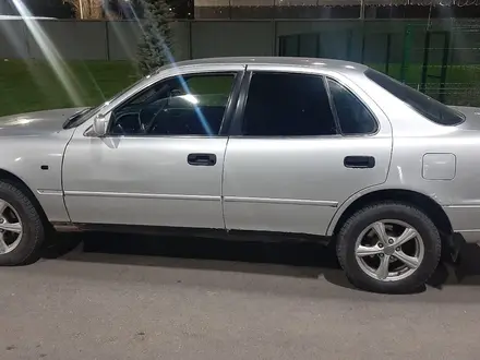 Toyota Camry 1991 года за 1 600 000 тг. в Алматы – фото 3